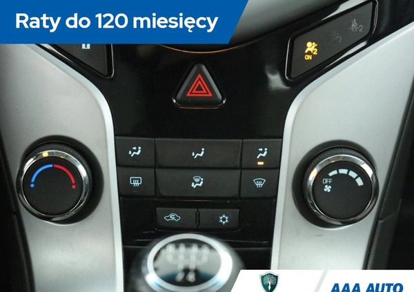Chevrolet Cruze cena 20000 przebieg: 194253, rok produkcji 2009 z Gołdap małe 154